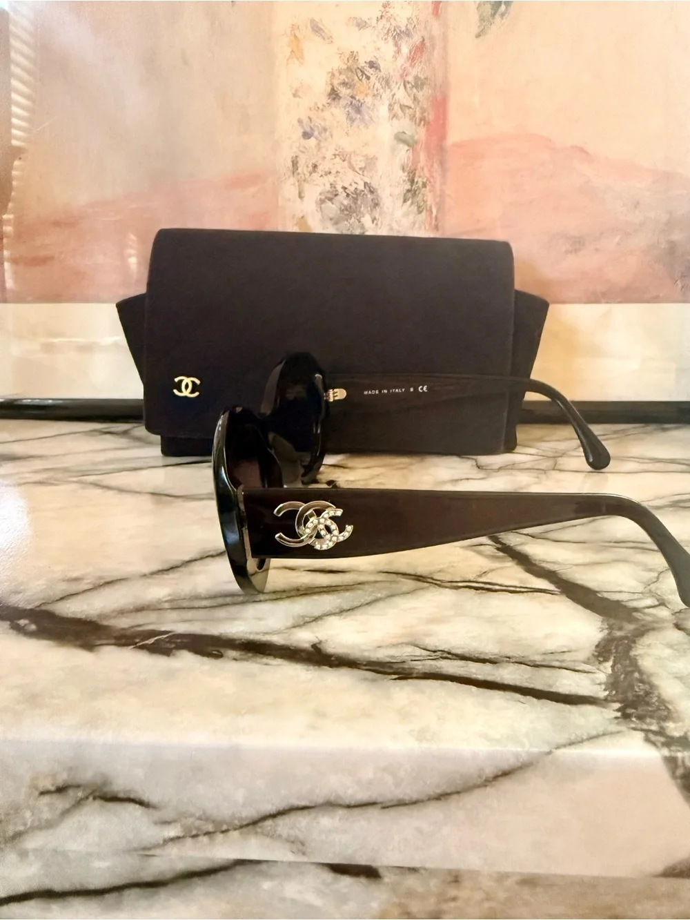 CHANEL Brown Oval Sunglasses with Black Quilted Case - Picture 2 of 3